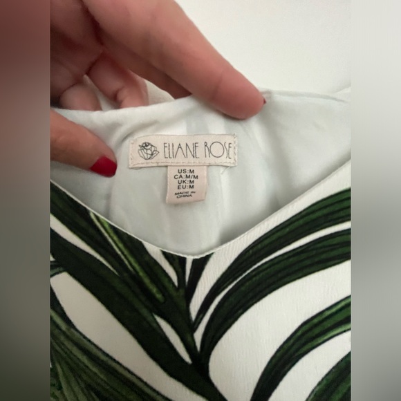 Eliane Rose Fully Lined Tank Top with Adjustable Spaghetti Straps - Size… - Picture 4 of 5